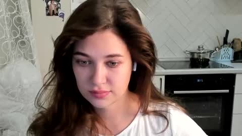 Snapshot of kylieblond chatting on December 4, 6:38 pm Din online show from December 4, 6:38 pm