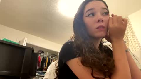 Kylie online show from November 19, 10:32 pm