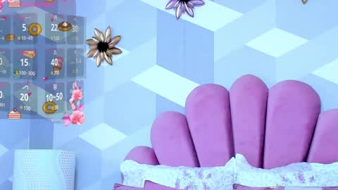 Snapshot of kyliemonnet chatting on February 20, 2:51 am Kylie jl online show from February 20, 2:51 am