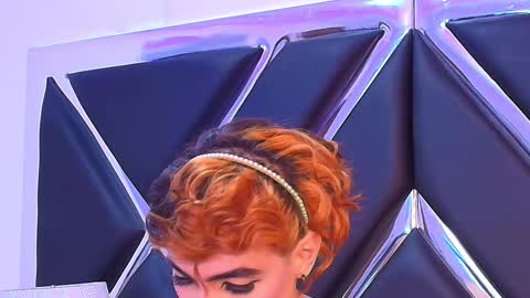 Kylie jl online show from February 20, 6:26 am