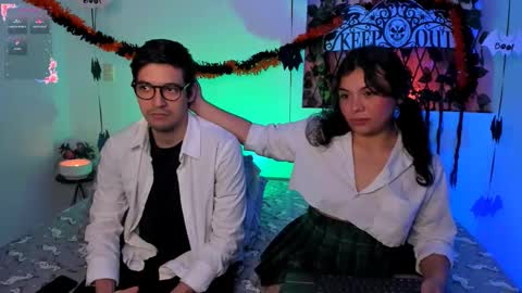 Snapshot of kylietimothee chatting on October 18, 1:45 pm kylietimothee online show from October 18, 1:45 pm