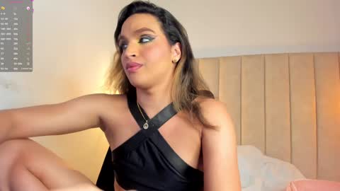 Kylie online show from December 11, 12:55 pm