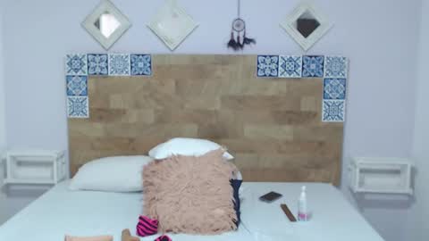 Kylie online show from February 2, 5:37 pm