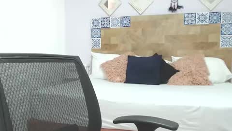 Kylie online show from February 28, 2:20 pm