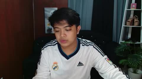 kyll_collins online show from November 8, 7:12 pm