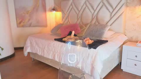 Snapshot of kylle_2050 chatting on March 2, 11:50 am Kyle online show from March 2, 11:50 am