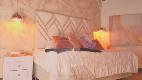 Snapshot of kylle_2050 chatting on September 9, 11:21 am Kyle online show from September 9, 11:21 am