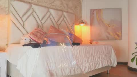 Snapshot of kylle_2050 chatting on September 19, 11:22 am Kyle online show from September 19, 11:22 am