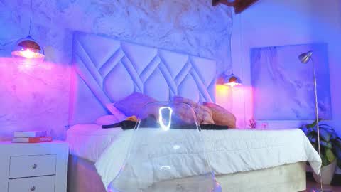 Snapshot of kylle_2050 chatting on November 9, 11:19 am Kyle online show from November 9, 11:19 am