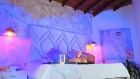 Snapshot of kylle_2050 chatting on November 14, 11:20 am Kyle online show from November 14, 11:20 am