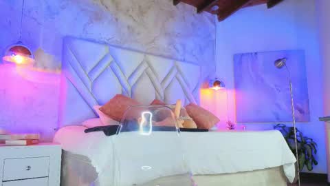 Snapshot of kylle_2050 chatting on November 23, 11:32 am Kyle online show from November 23, 11:32 am