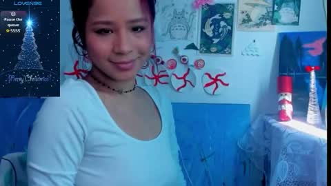 Snapshot of kyomi_beth chatting on December 16, 6:46 pm kyomi online show from December 16, 6:46 pm