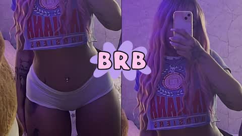 Snapshot of kyotomami chatting on January 25, 9:35 pm Fernanda online show from January 25, 9:35 pm