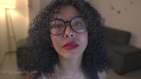 schedule 300 pm - 1100pm colombia time online show from November 11, 10:43 pm