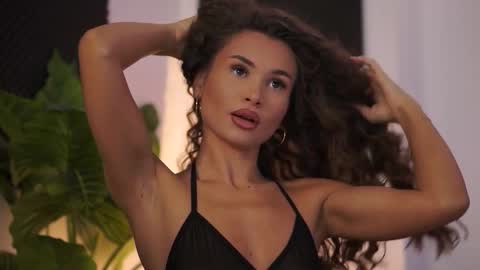 Kyssa online show from October 1, 6:03 pm