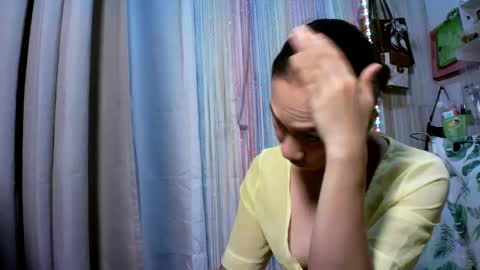 kyutshyne online show from January 27, 1:05 am