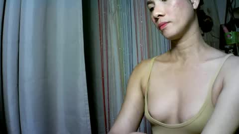 kyutshyne online show from February 22, 4:09 pm