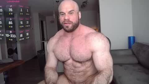 l0v35_2_5p00g3 online show from April 3, 8:18 pm