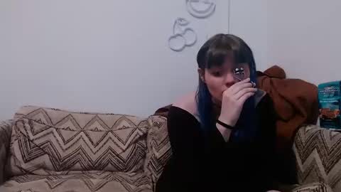 Snapshot of l1lybaby chatting on October 12, 5:01 pm Lily online show from October 12, 5:01 pm