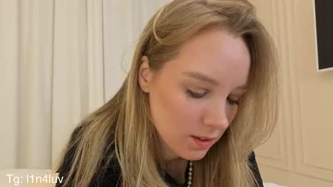 Snapshot of l1n4luv chatting on November 13, 9:14 pm lina online show from November 13, 9:14 pm