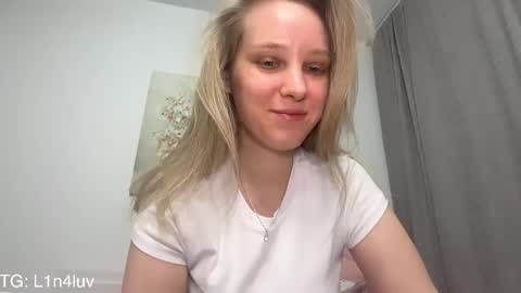 lina online show from April 21, 1:42 am