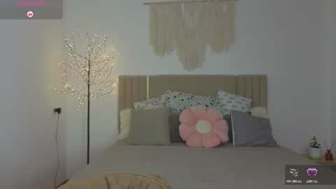 Margo  online show from November 30, 1:48 pm