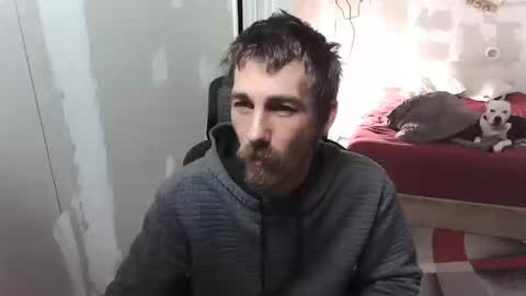 Snapshot of l1v1nth3dr3am chatting on October 12, 2:32 am l1v1nth3dr3am online show from October 12, 2:32 am