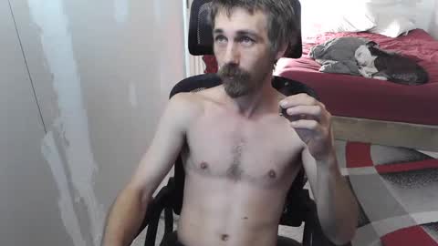 Snapshot of l1v1nth3dr3am chatting on October 12, 2:38 pm l1v1nth3dr3am online show from October 12, 2:38 pm