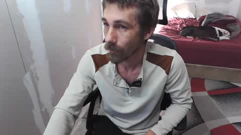 Snapshot of l1v1nth3dr3am chatting on October 13, 2:44 am l1v1nth3dr3am online show from October 13, 2:44 am