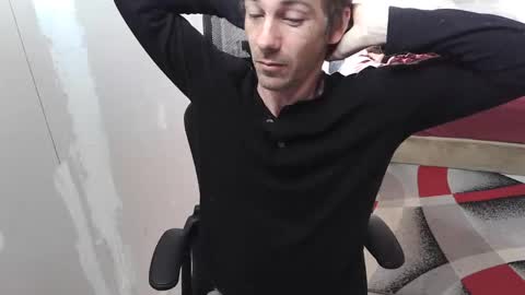 l1v1nth3dr3am online show from October 17, 10:07 am