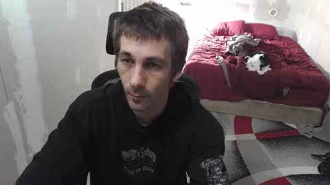 Snapshot of l1v1nth3dr3am chatting on October 19, 2:45 am l1v1nth3dr3am online show from October 19, 2:45 am