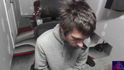 Snapshot of l1v1nth3dr3am chatting on November 11, 9:42 am l1v1nth3dr3am online show from November 11, 9:42 am