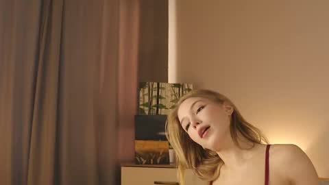 Alice online show from March 8, 3:54 am