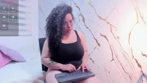 la crespa x online show from February 3, 5:24 pm