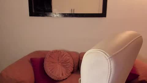 Snapshot of la_leonaaa chatting on November 9, 3:38 am Jazmin online show from November 9, 3:38 am