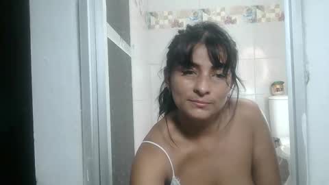 Snapshot of la_wuaifu1 chatting on November 16, 7:52 pm la_wuaifu1 online show from November 16, 7:52 pm