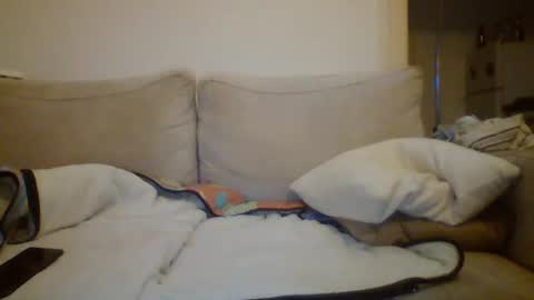 labelette007 online show from December 14, 7:46 pm