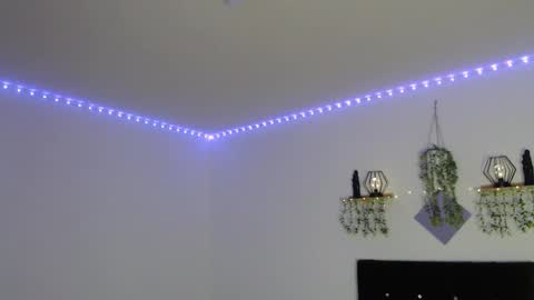 labrinthteasing online show from March 28, 7:46 pm