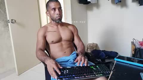 Snapshot of lacasadelosmunecosbq chatting on November 6, 2:40 pm Bruno Smith online show from November 6, 2:40 pm