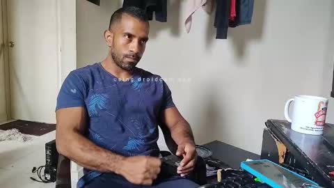 Snapshot of lacasadelosmunecosbq chatting on November 15, 4:47 pm Bruno Smith online show from November 15, 4:47 pm