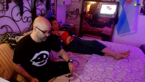 lachicadeldiablo online show from April 3, 9:35 pm