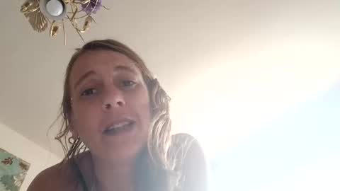 Snapshot of lacybell chatting on November 23, 8:19 pm lacybell online show from November 23, 8:19 pm