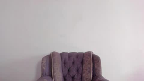 Snapshot of ladahear_ chatting on September 16, 5:03 pm Akyra online show from September 16, 5:03 pm