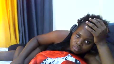 Snapshot of ladar_ chatting on February 7, 7:12 am vida online show from February 7, 7:12 am