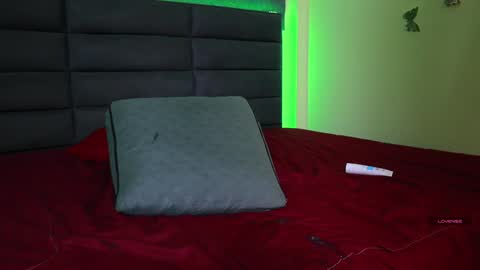 Kathie  Dicky    online show from December 24, 3:47 pm