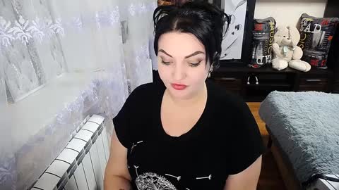 lady_boom_ online show from February 7, 7:49 pm