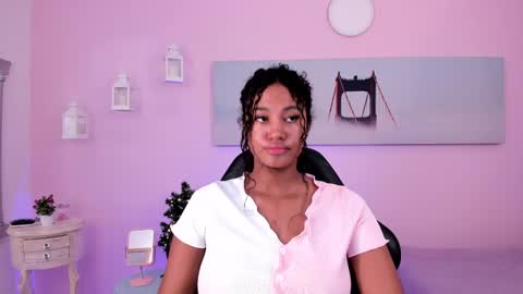 Snapshot of lady_danbury chatting on February 25, 4:42 pm Karla - Instagram lady karla1 online show from February 25, 4:42 pm