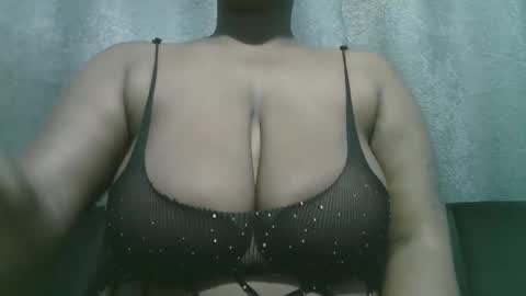 Snapshot of lady_dearra chatting on September 15, 1:16 am lady_dearra online show from September 15, 1:16 am