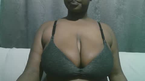 Snapshot of lady_dearra chatting on October 18, 4:26 am lady_dearra online show from October 18, 4:26 am
