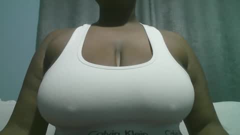 lady_dearra online show from October 21, 3:40 am